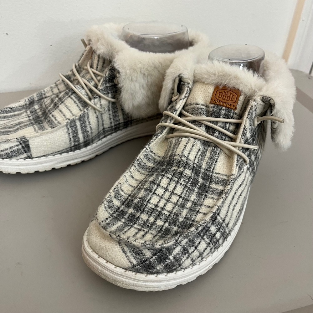 Hey Dude Wendy Fold Boot Women W9 Grey Plaid Textile Faux Fur Cozy Ankle Bootie